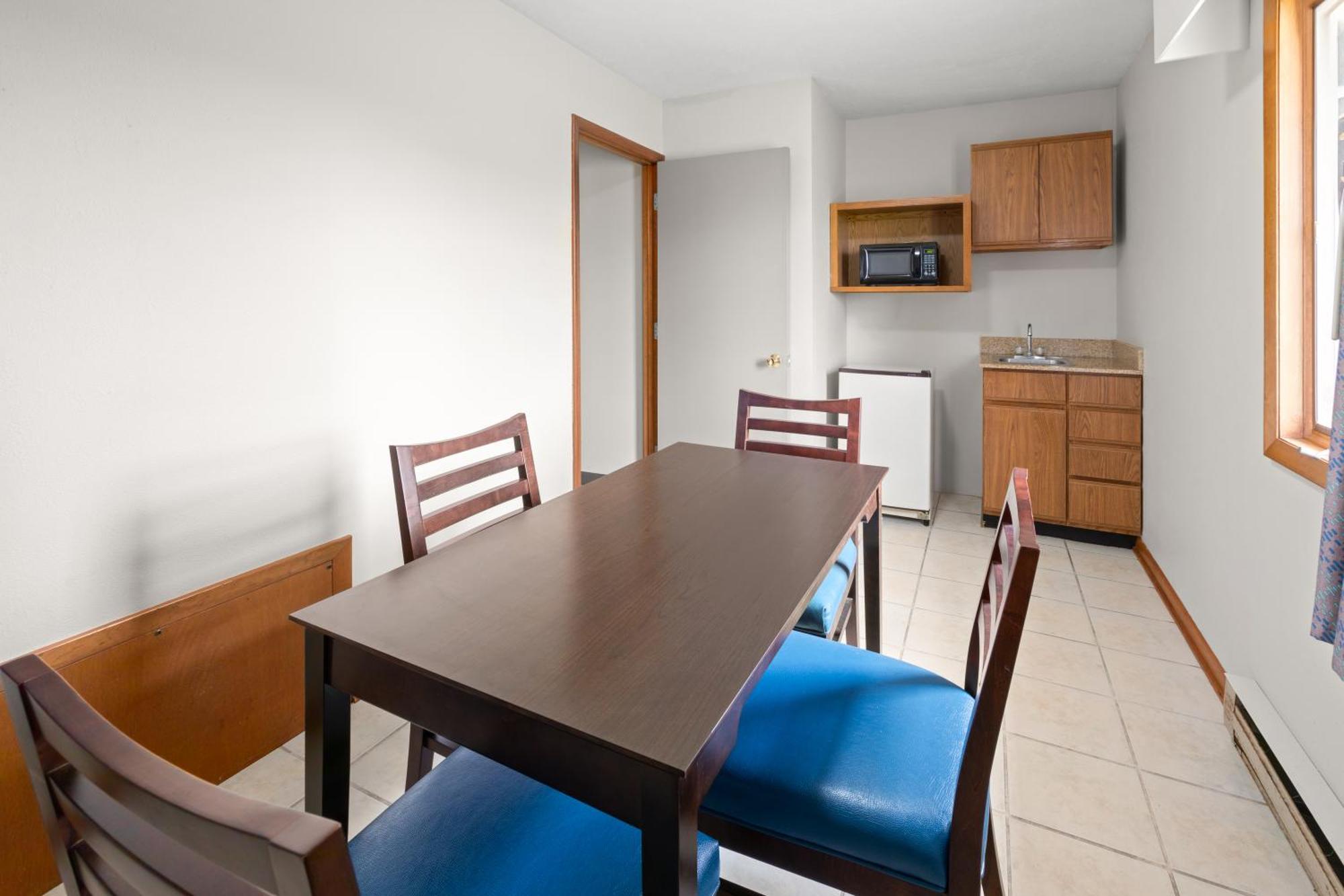 Days Inn By Wyndham Wauseon Buitenkant foto