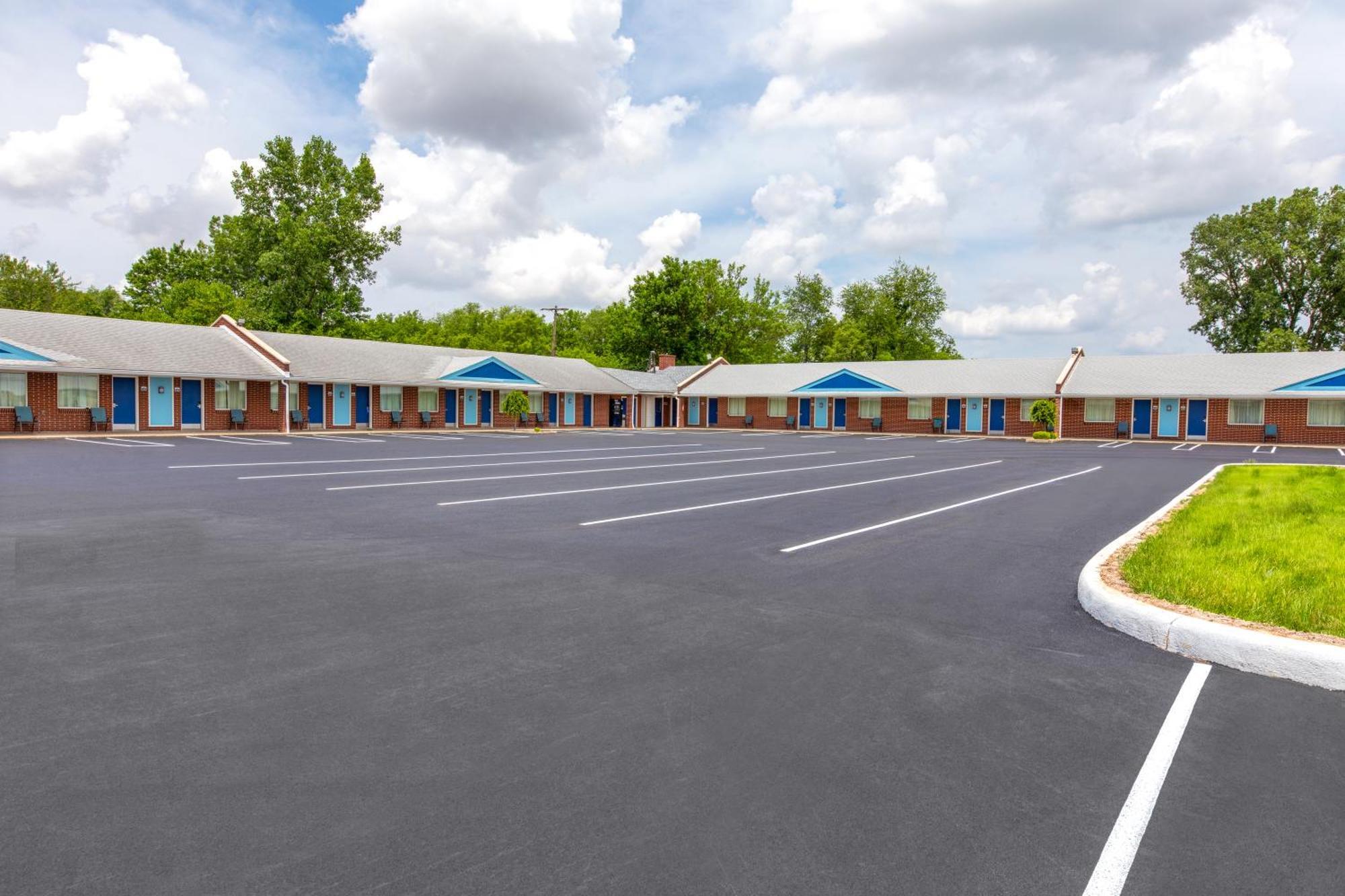 Days Inn By Wyndham Wauseon Buitenkant foto