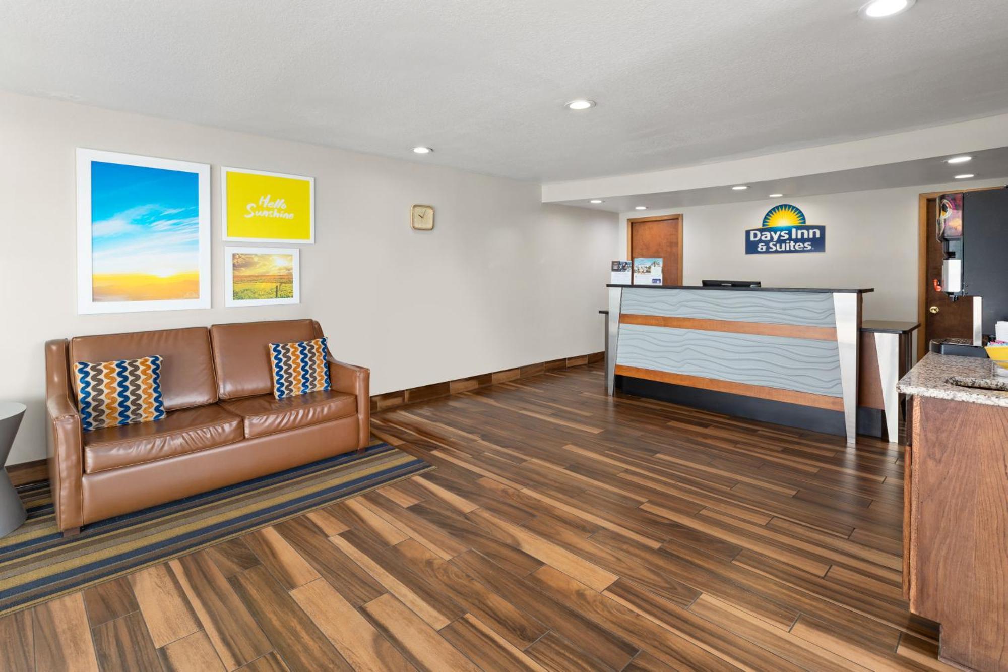 Days Inn By Wyndham Wauseon Buitenkant foto