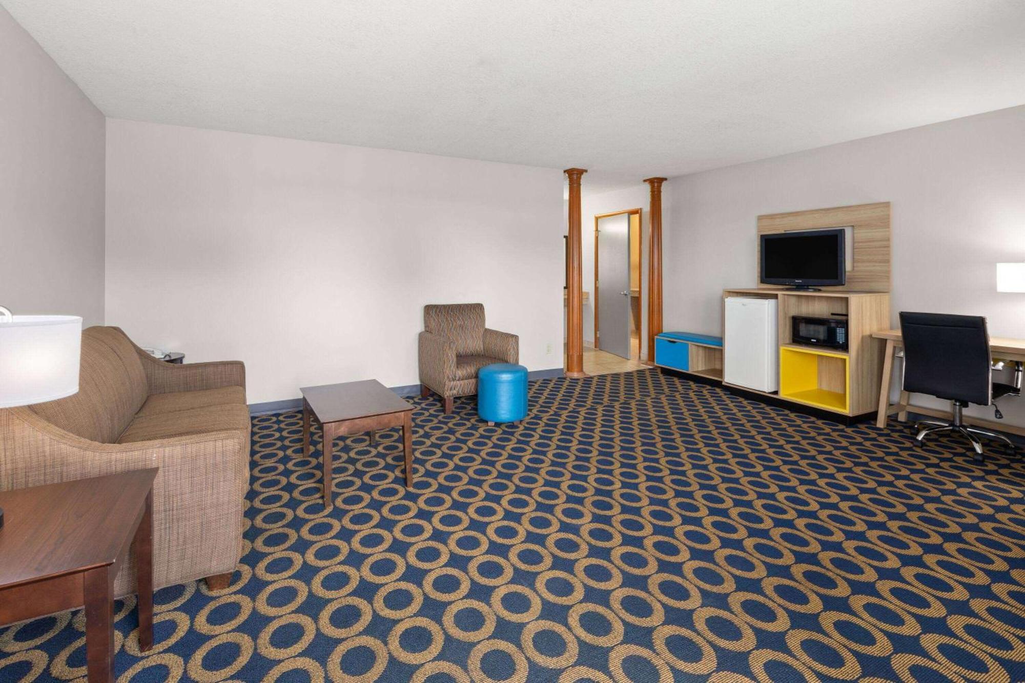 Days Inn By Wyndham Wauseon Buitenkant foto