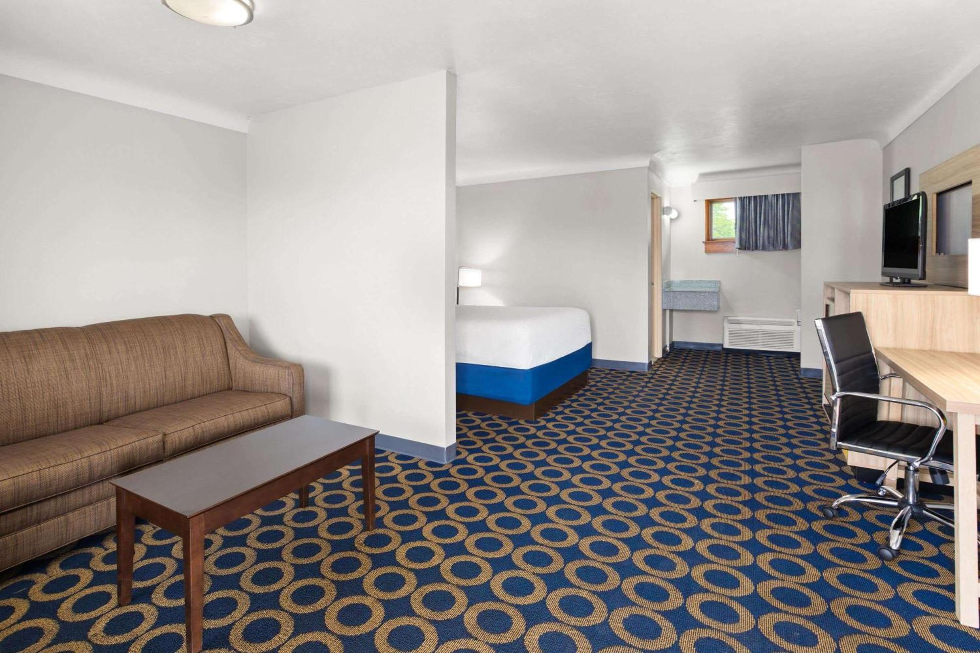 Days Inn By Wyndham Wauseon Buitenkant foto