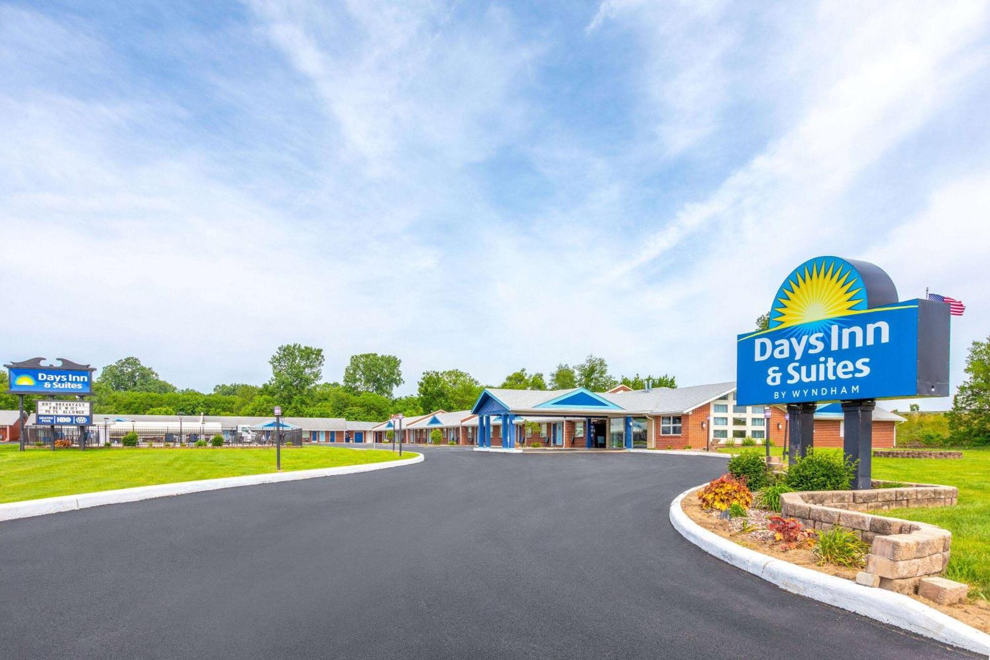 Days Inn By Wyndham Wauseon Buitenkant foto